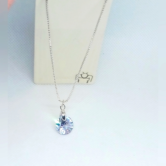 ✨️NWT IAM 2PC SILVER SET✨️ - Picture 2 of 7